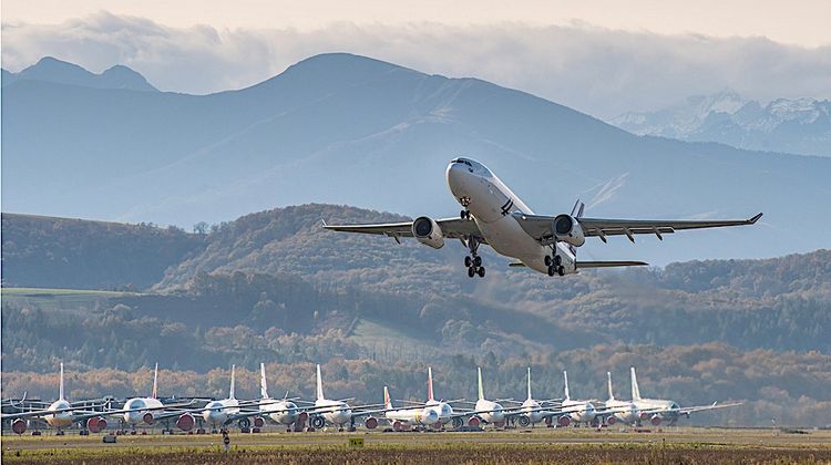 1000 ET 100 - Tarmac Aerosave décolle sacrément depuis la Bigorre